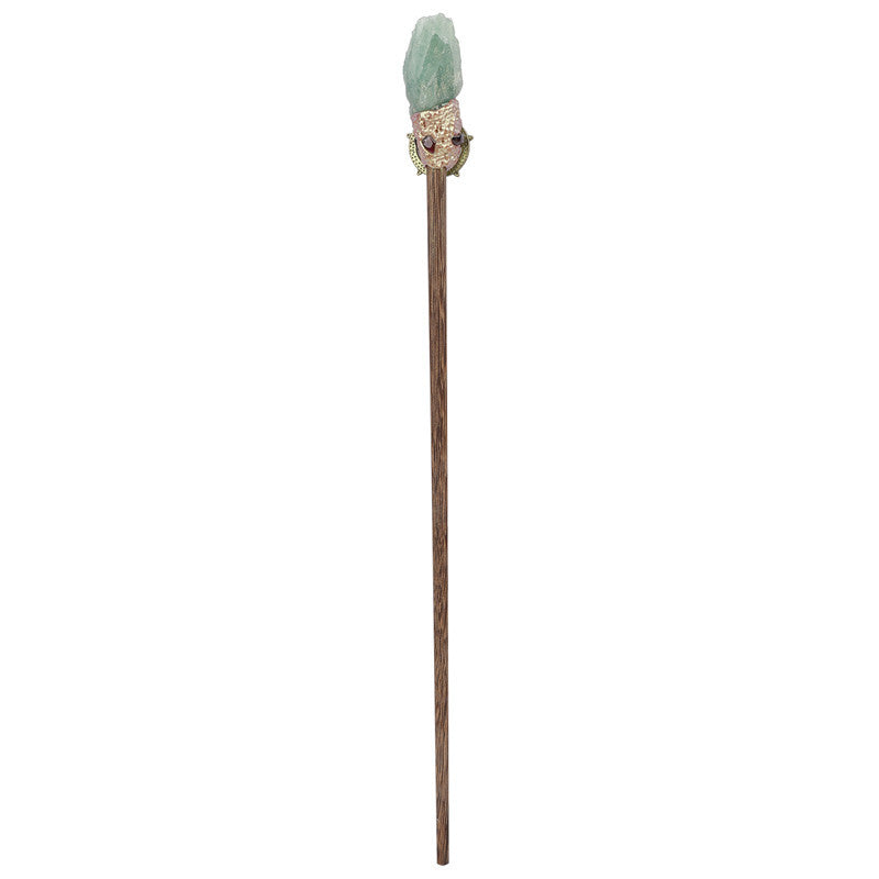 Cross-border foreign trade creative natural crystal mineral stone magic wand personalized play religious magic weapon simple scepter ornament