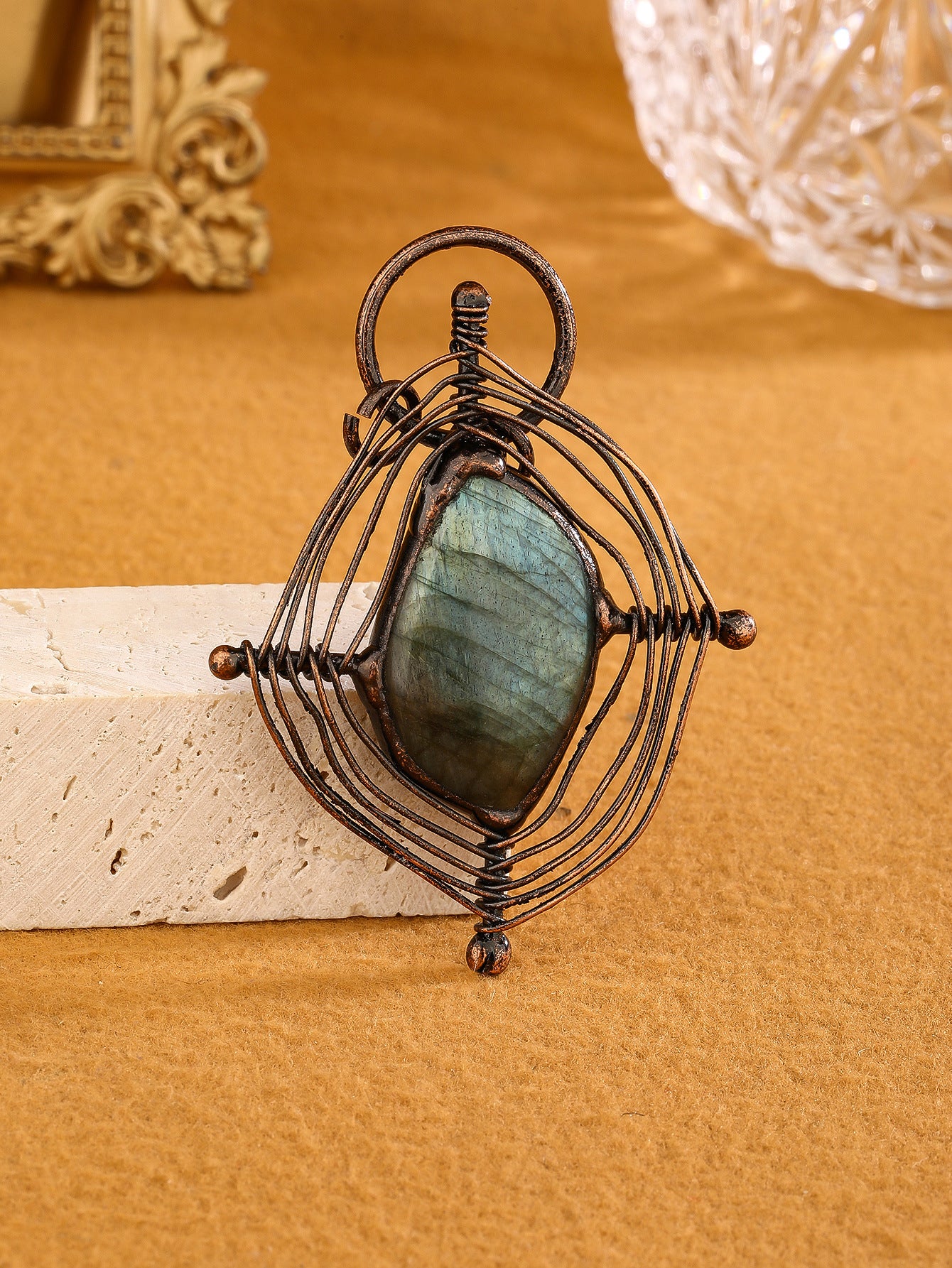 A variety of European and American retro style natural elongated stone original design bronze sweater chain pendant random shape