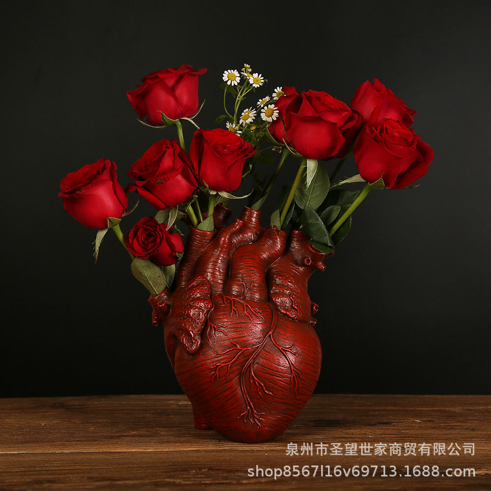跨境大心脏花插家庭装饰花瓶摆件桌面树脂工艺品Heart resin vase